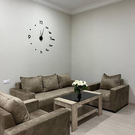 Appartement In יירבאן מראה חיצוני תמונה