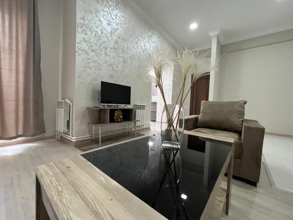 Appartement In יירבאן מראה חיצוני תמונה